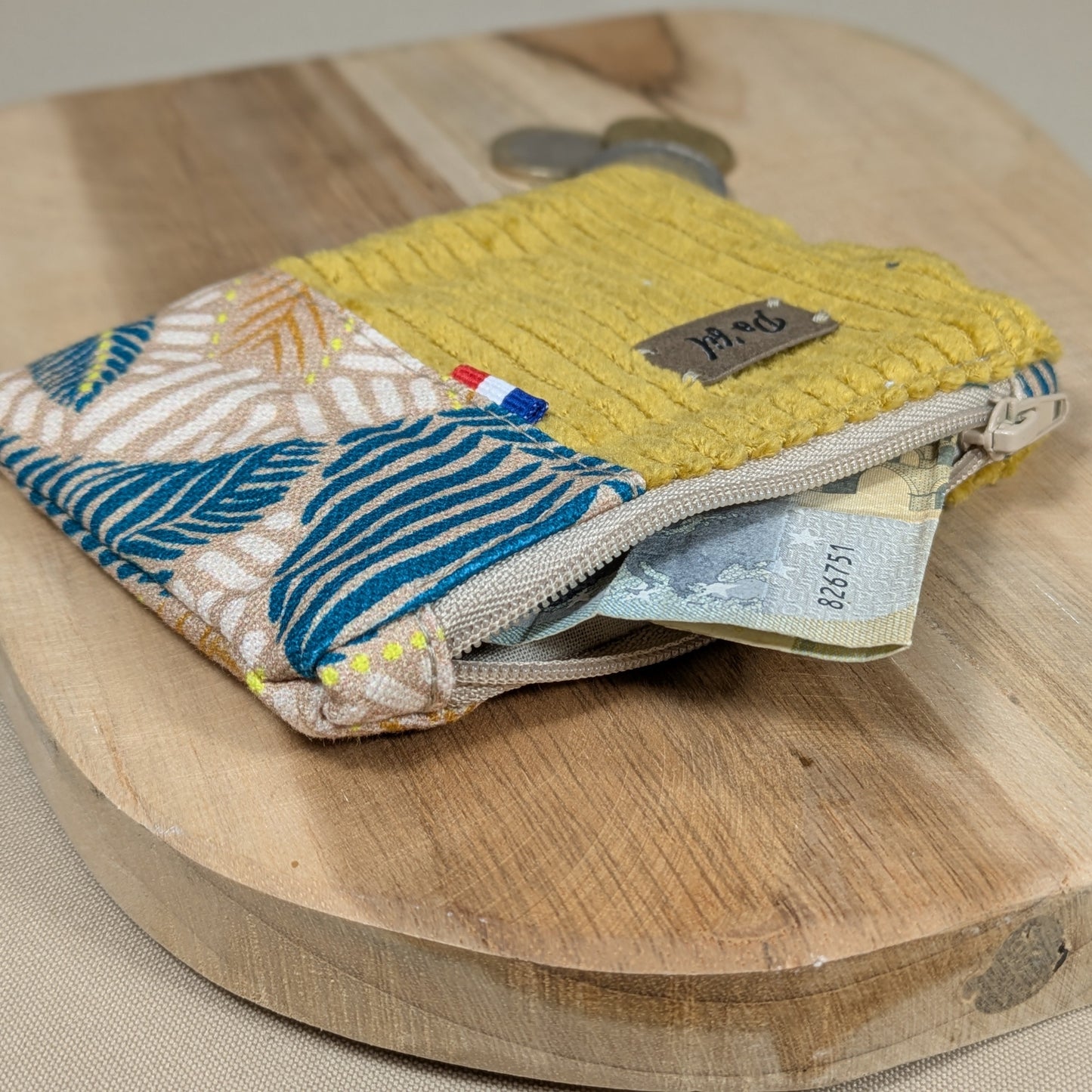 Porte monnaie en velours côtelé jaune moutarde Po'fil