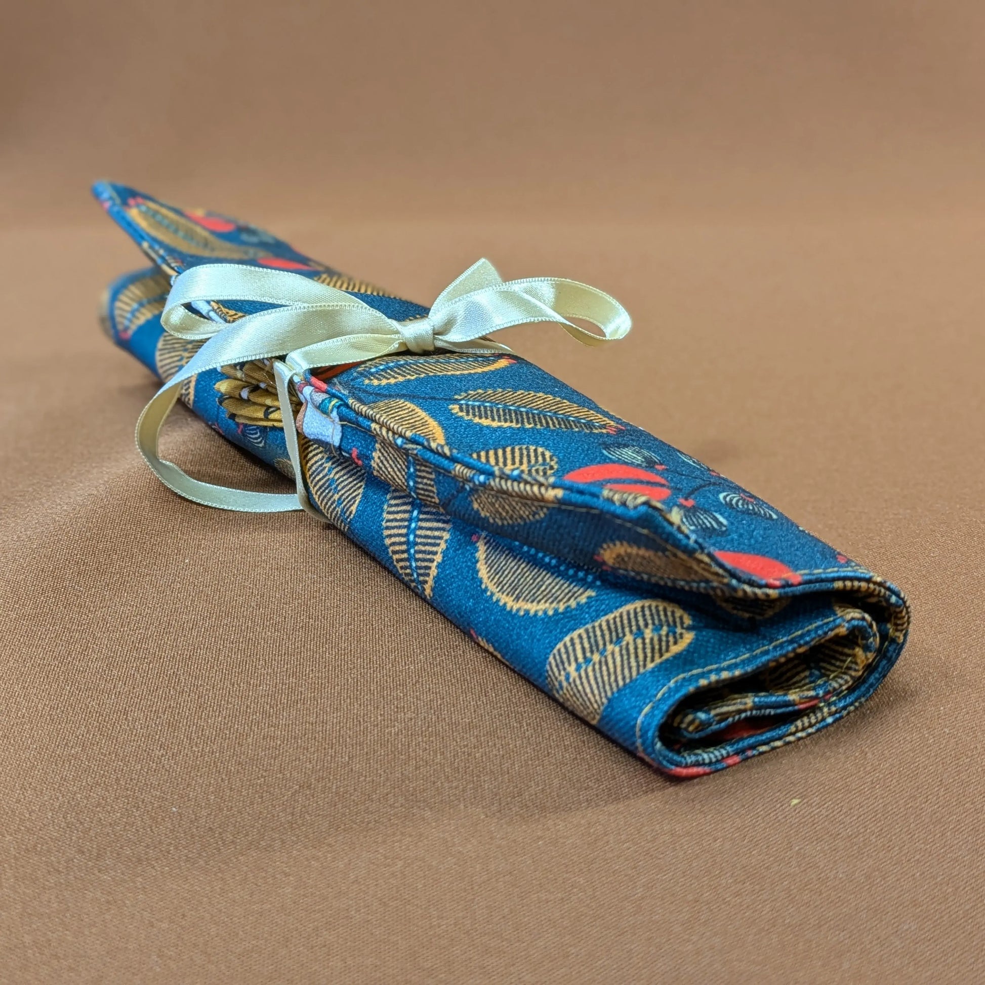 Pochette à couverts, tissu Life stylefond bleu Po'fil