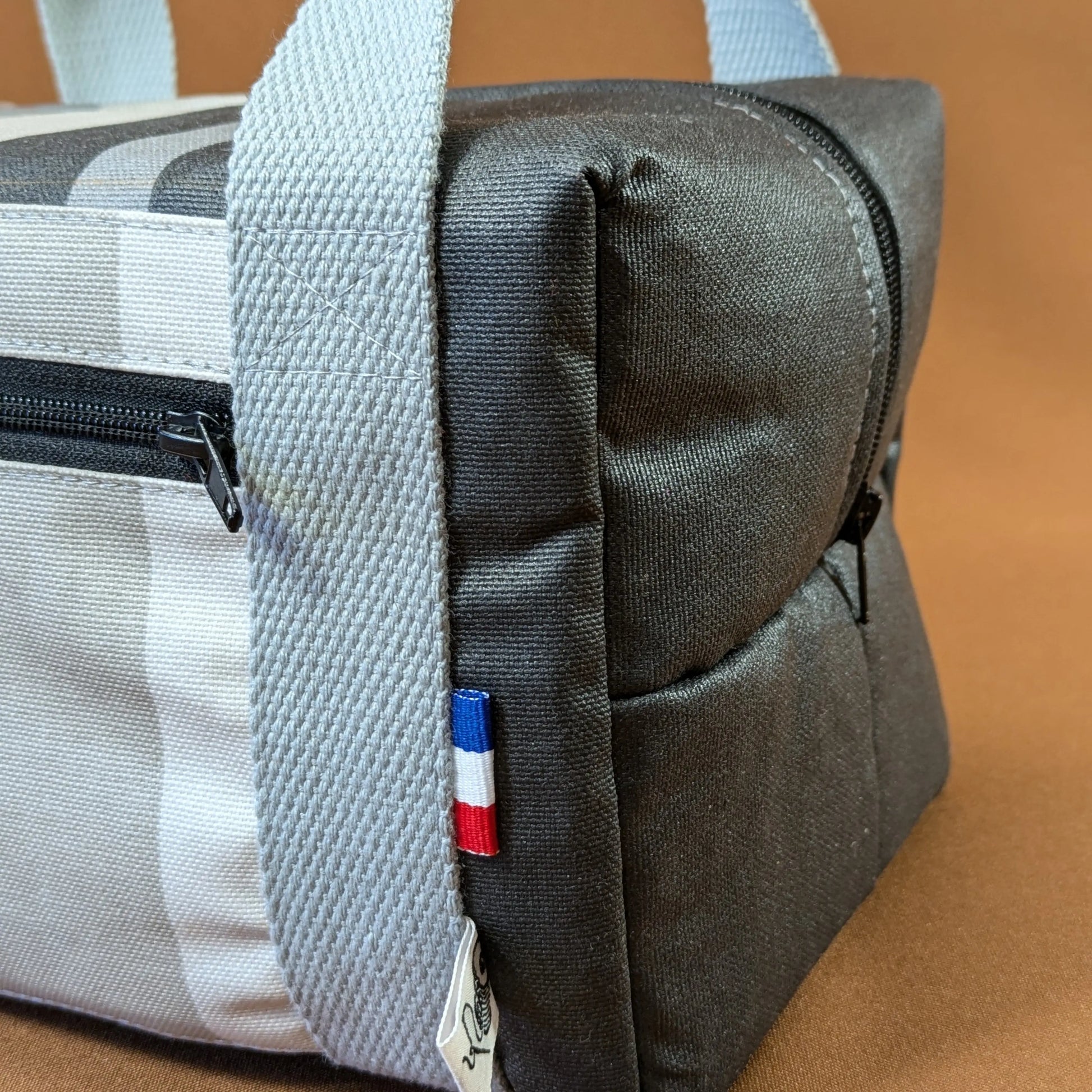 Lunch bag isotherme, tissu rayé gris et noir Po'fil