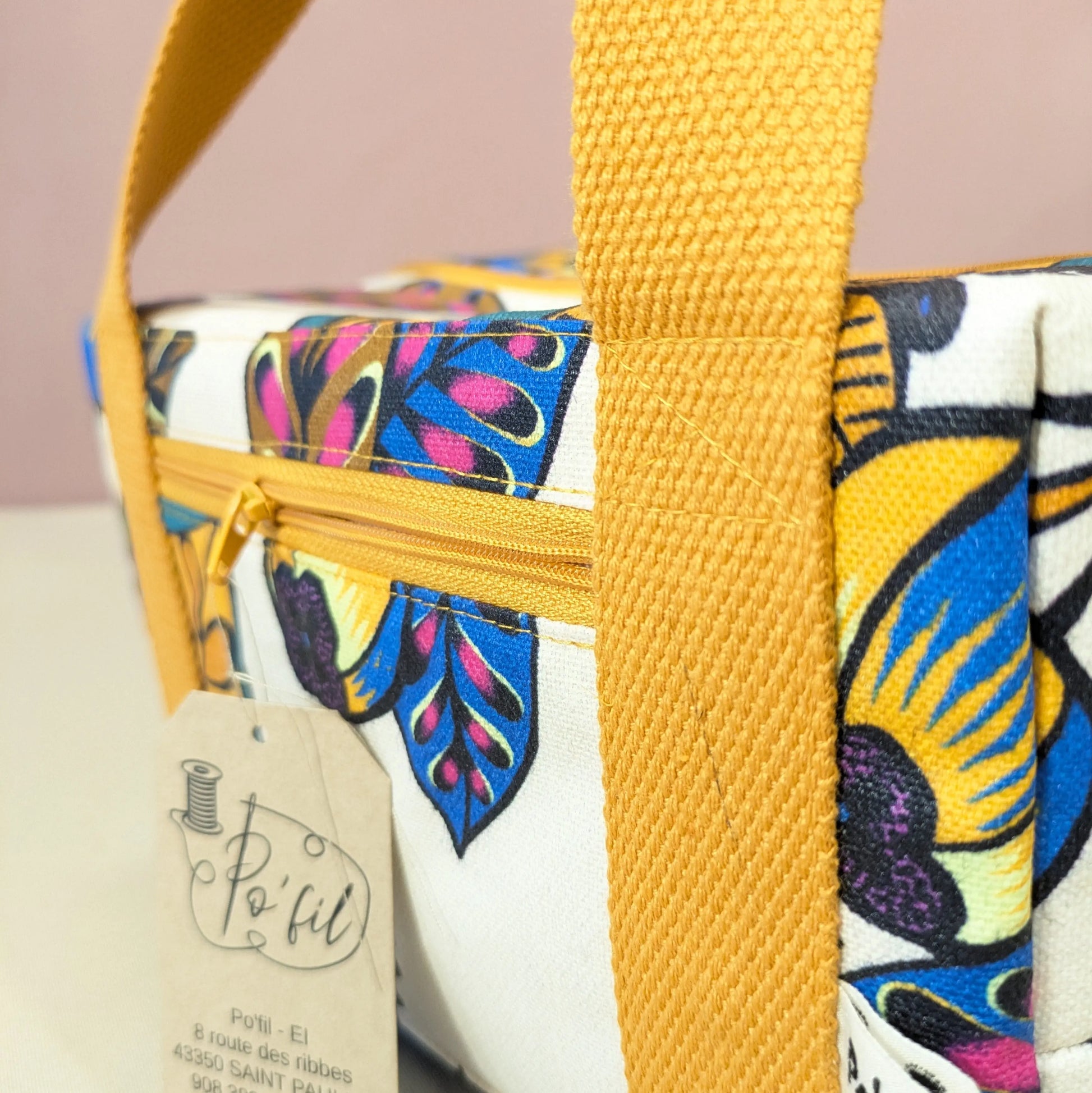 Lunch bag isotherme, tissu Garden land multicolore fond crème Po'fil