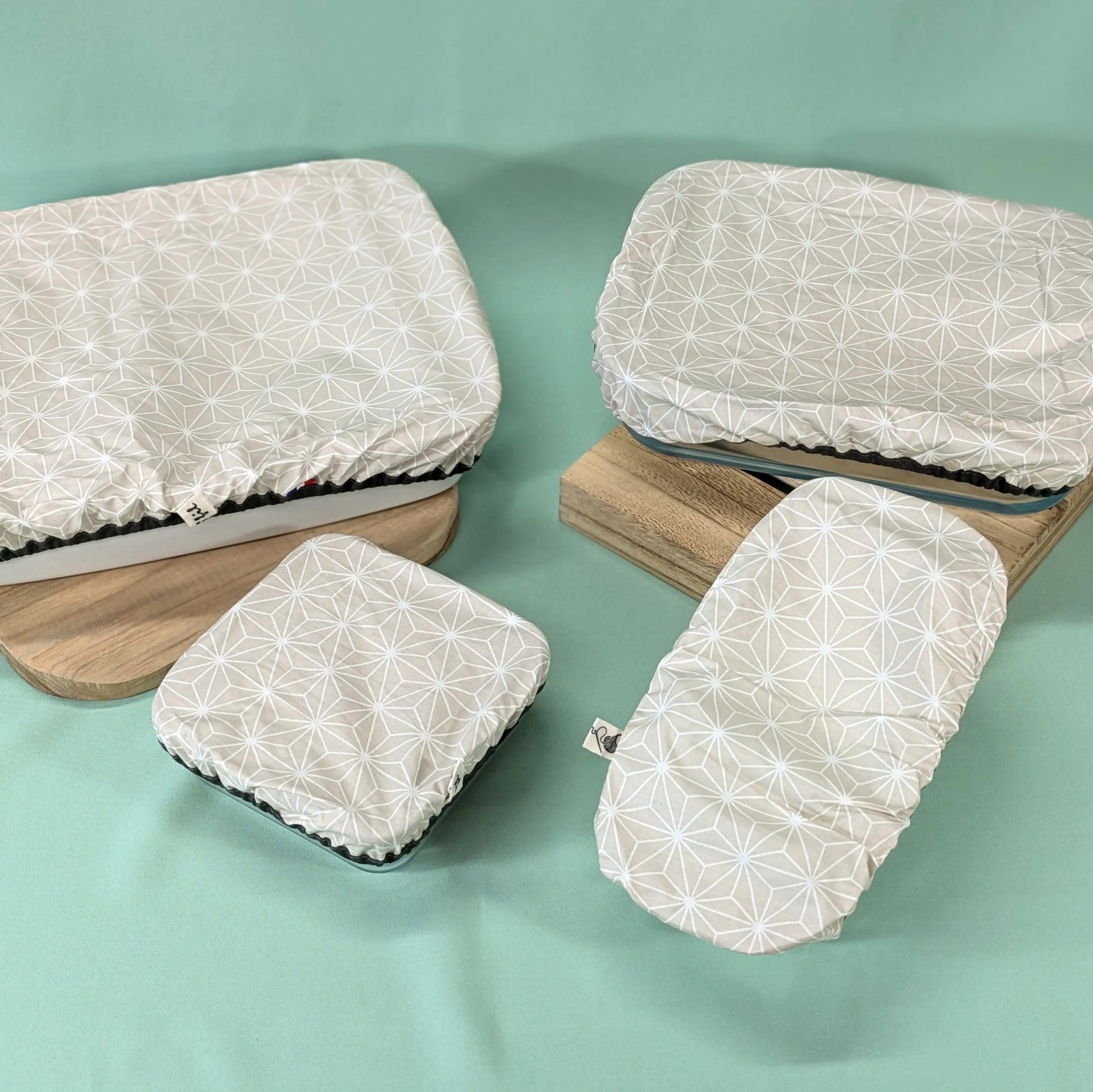 Couvre plat, tissu Graphique gris Po'fil