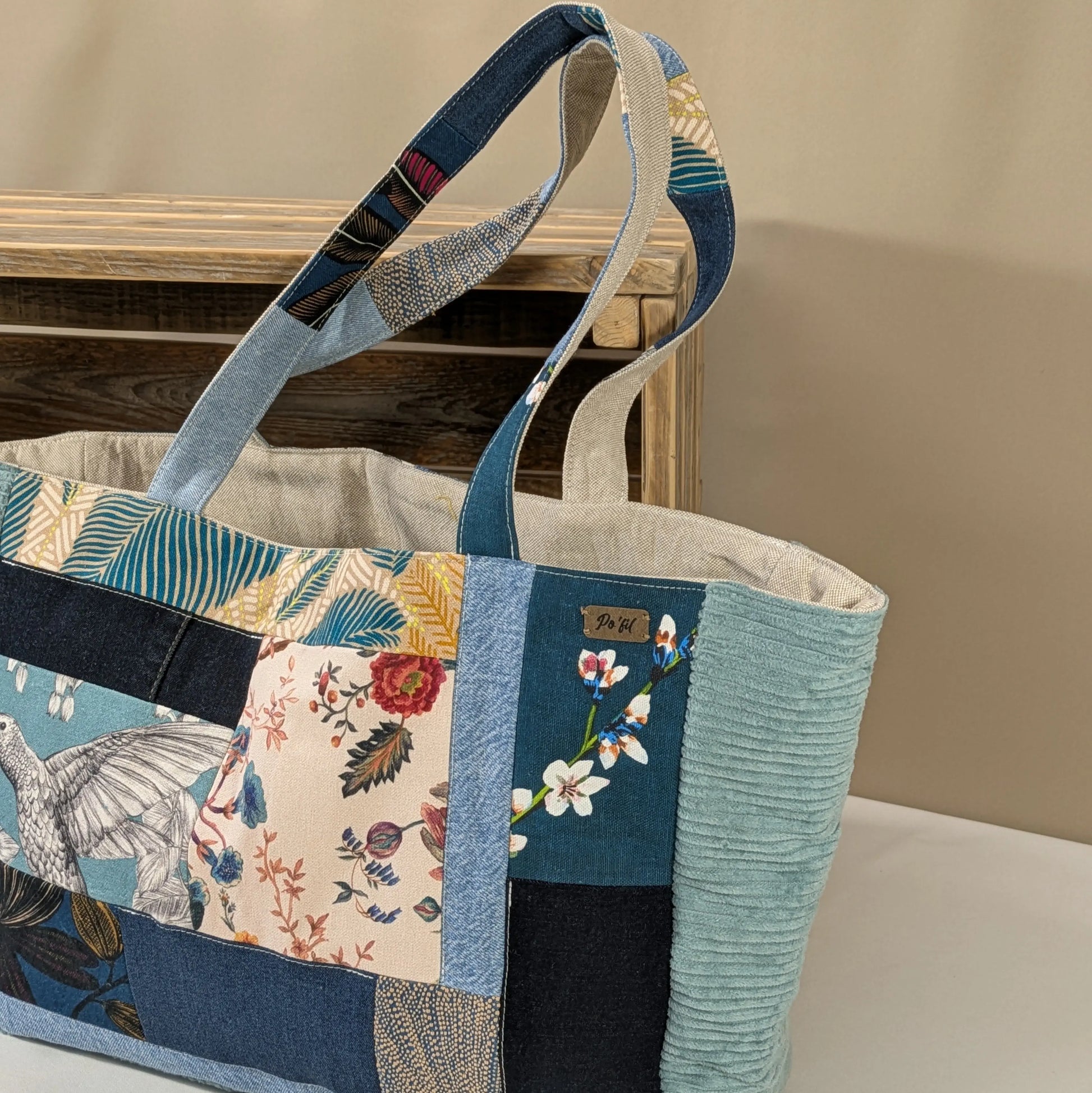 Sac cabas upcyclé, chutes de jean et tissu Po'fil