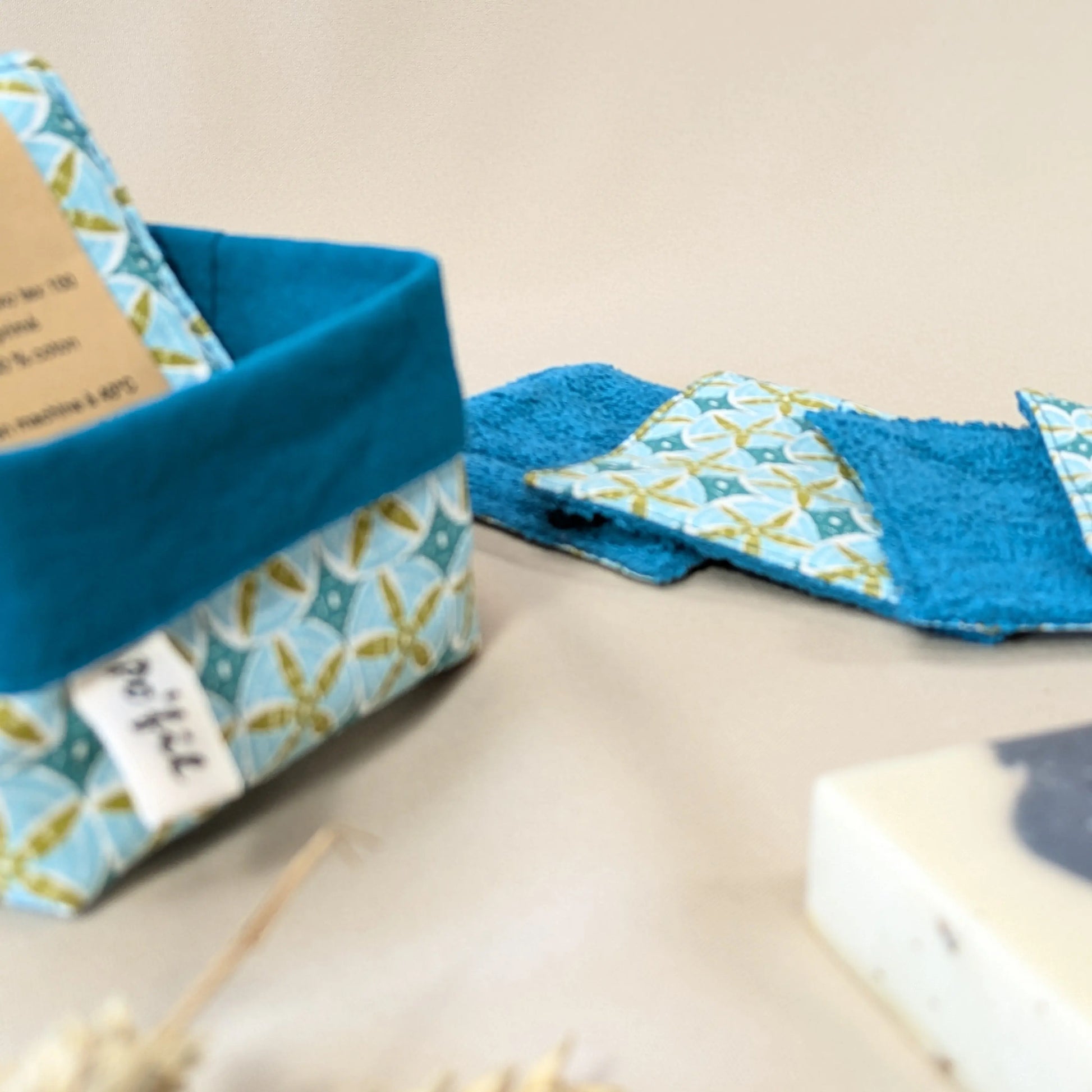 Panière de 10 lingettes lavables, tissu Etoiles de mer Po'fil