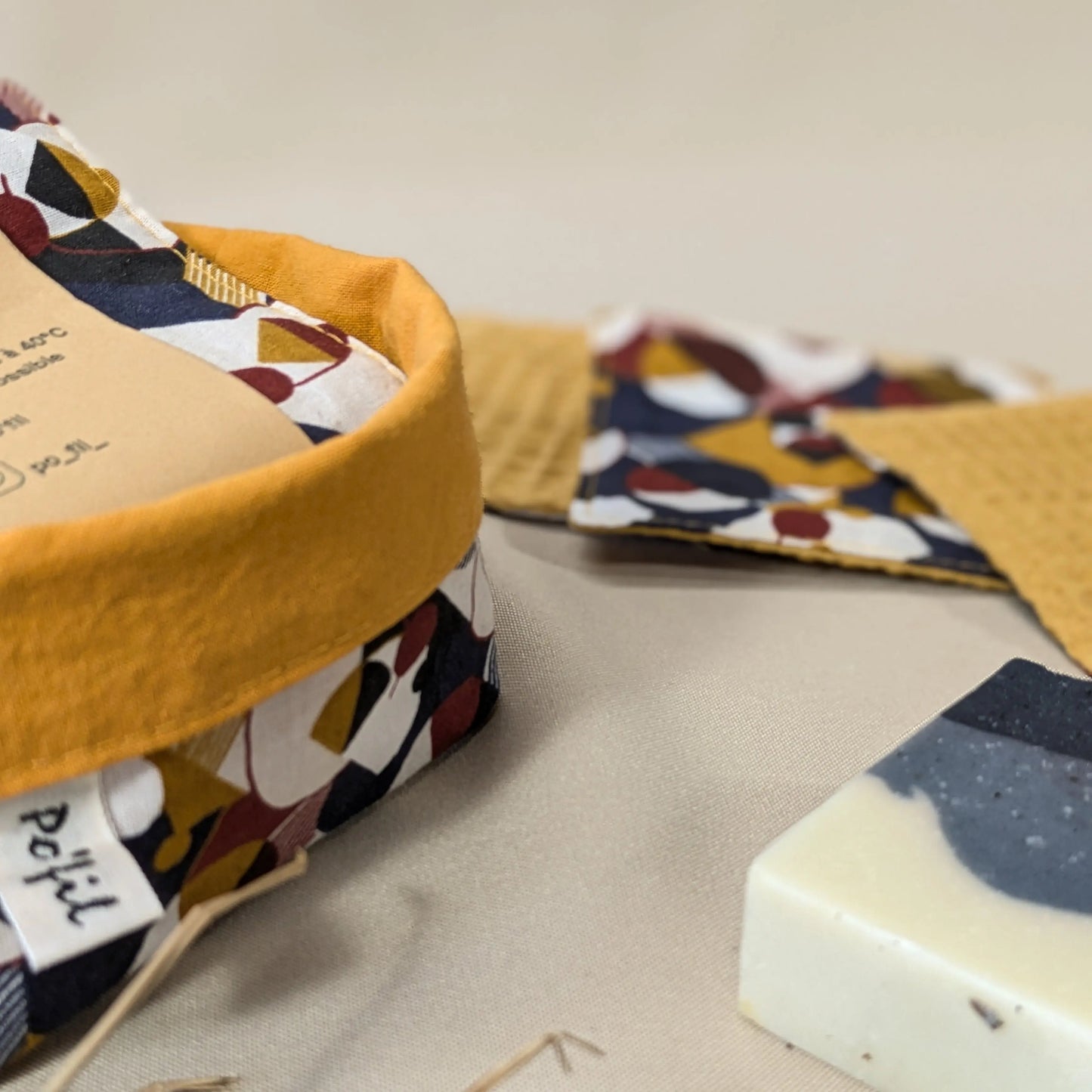 Panière de 10 lingettes lavables nid d'abeille, tissu Miklos et Po'fil