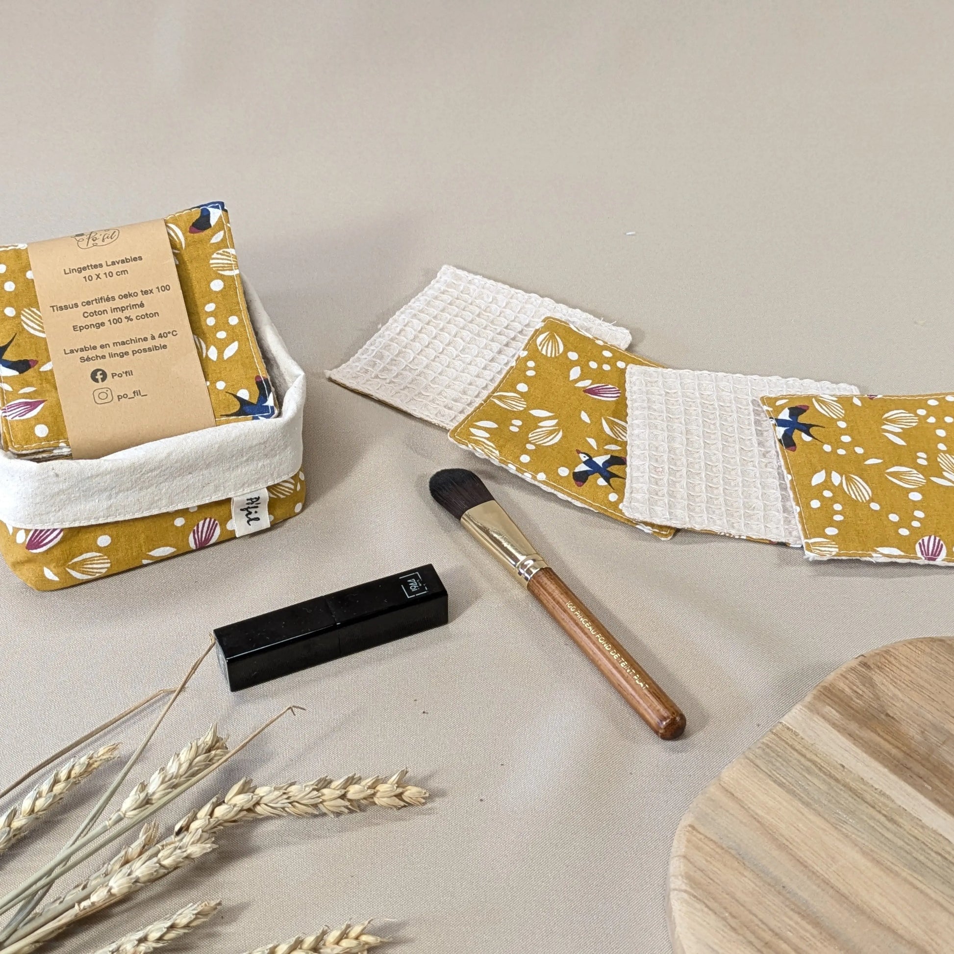 Panière de 10 lingettes lavables nid d'abeille, tissu Jolhiro moutarde Po'fil