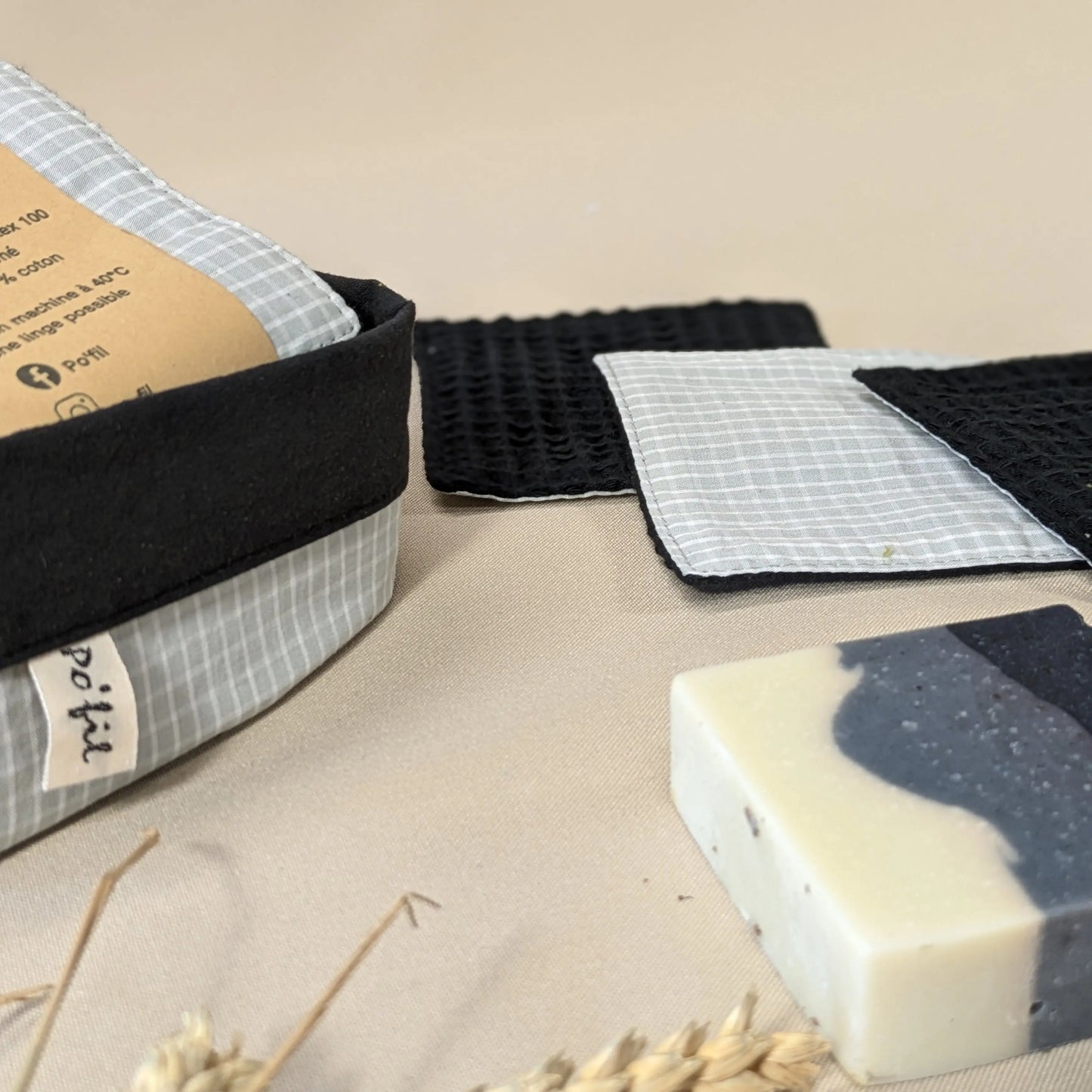 Panière de 10 lingettes lavables nid d'abeille, carreau gris Po'fil