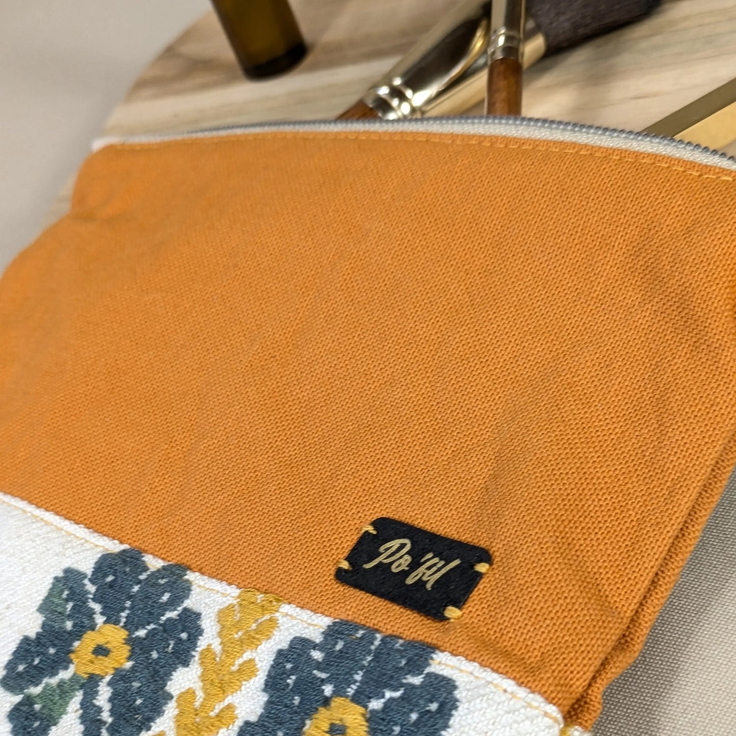 Pochette plate lin viscose brodé et coton Po'fil