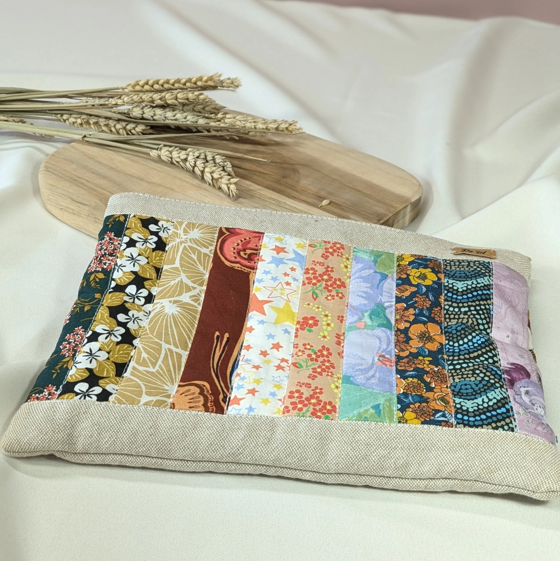 Pochette plate upcyclée en chutes de tissu Po'fil