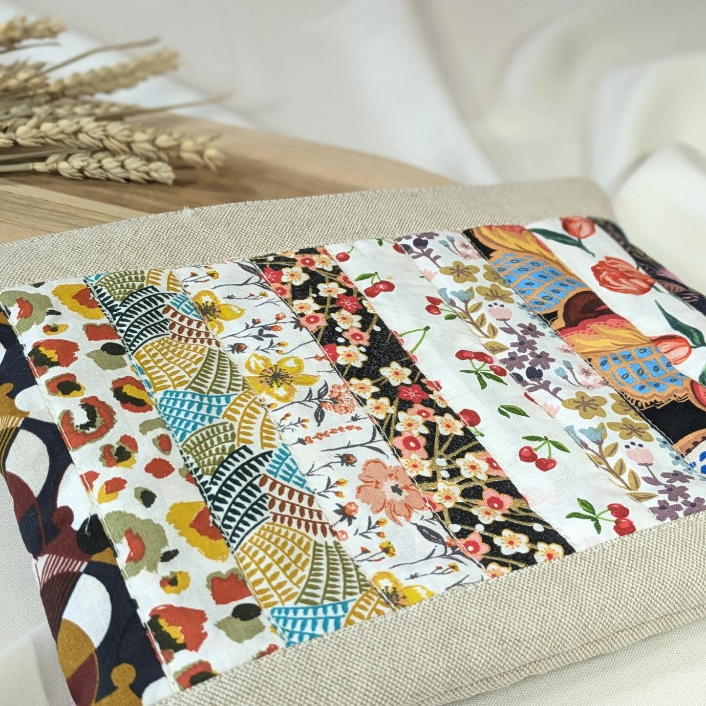 Pochette plate upcyclée en chutes de tissu Po'fil