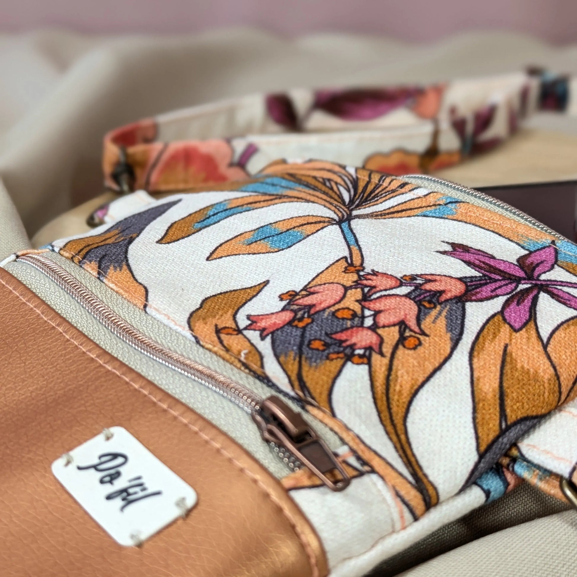 Pochette téléphone simili cuivré Po'fil