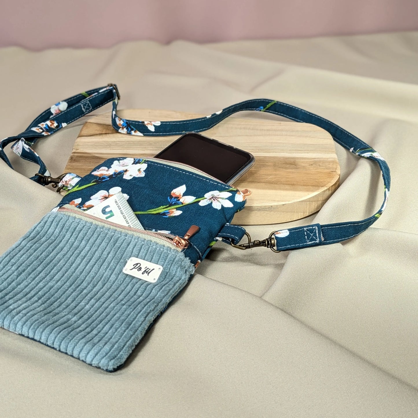 Pochette téléphone velours menthe Po'fil