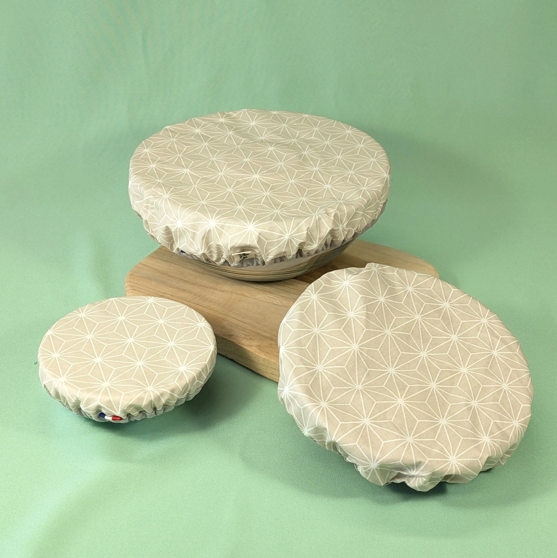 Charlotte à saladier, tissu Etoiles grises Po'fil