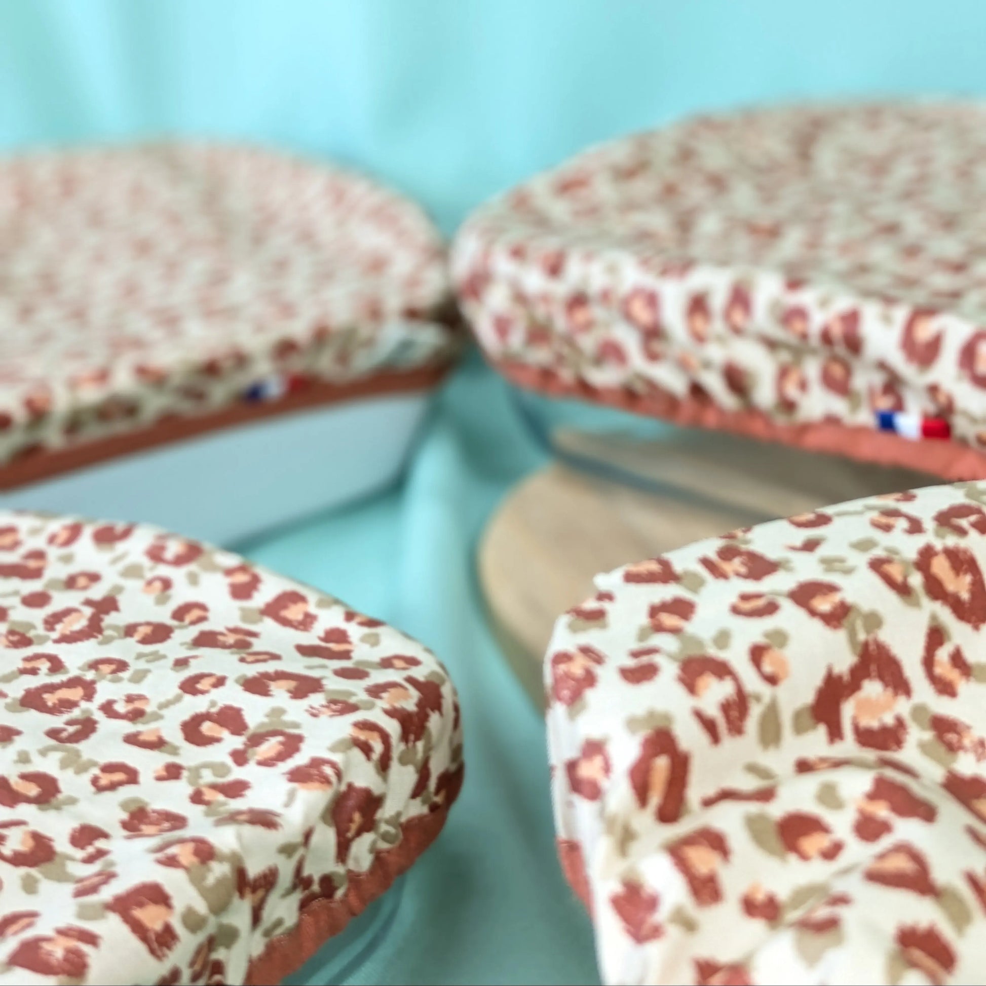 Couvre plat, tissu Karli beige kaki Po'fil