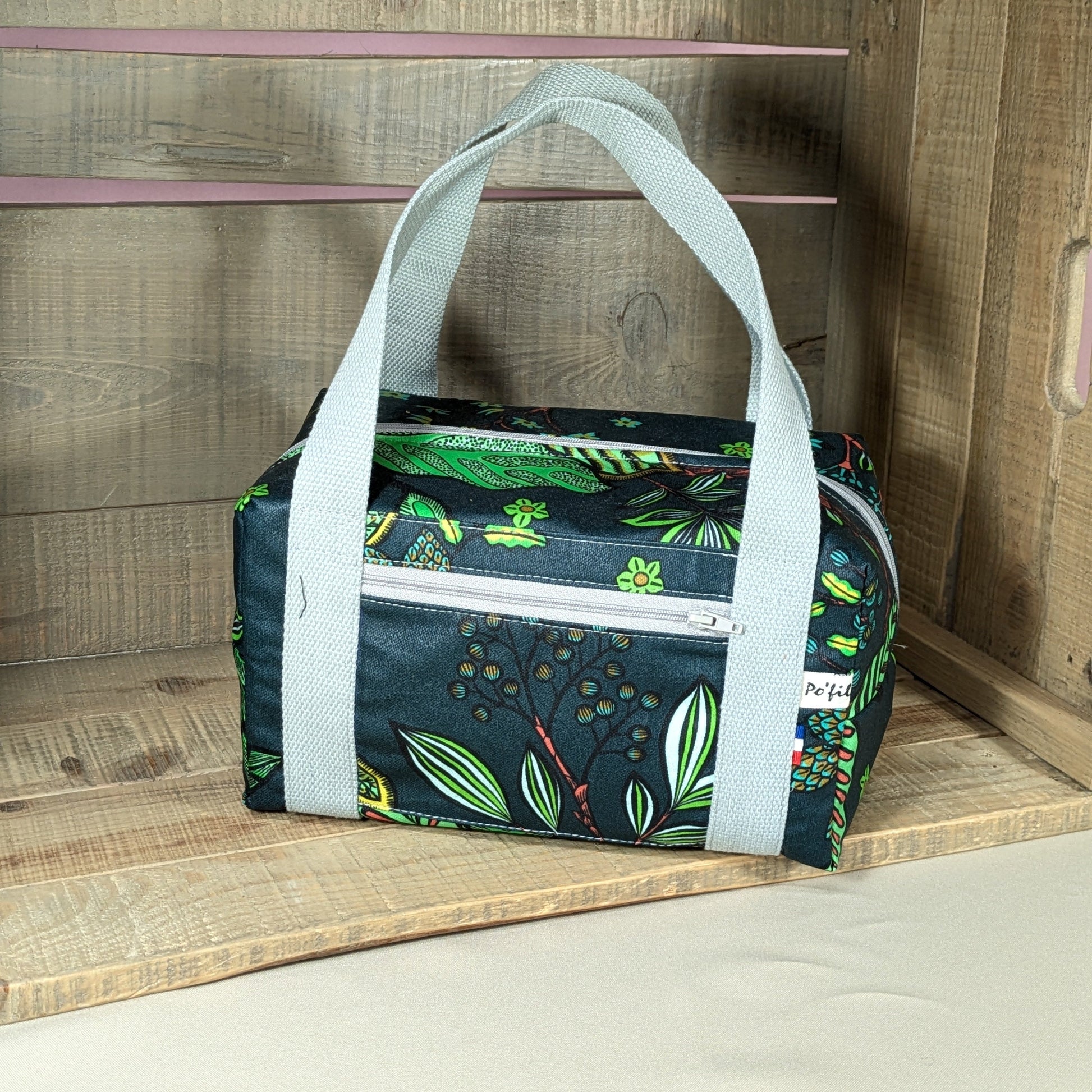 Lunch bag isotherme, tissu Bibi fond vert Po'fil