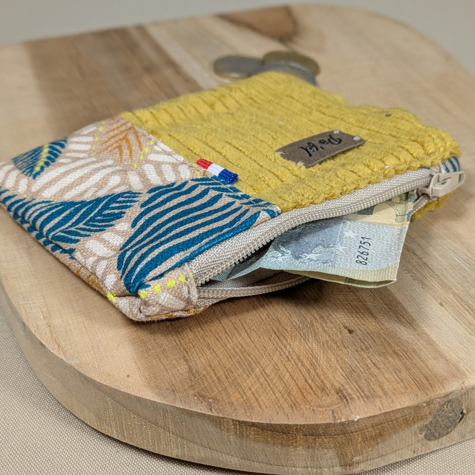 Porte monnaie en velours côtelé jaune moutarde Po'fil