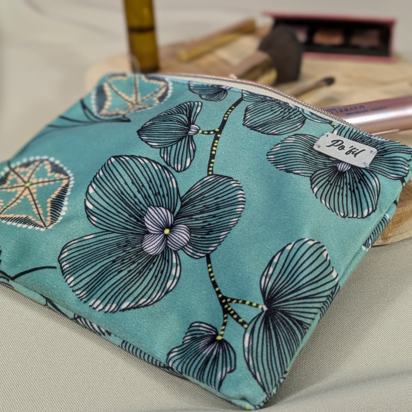 Pochette plate velours ras Phoenix fond vert d'eau Po'fil